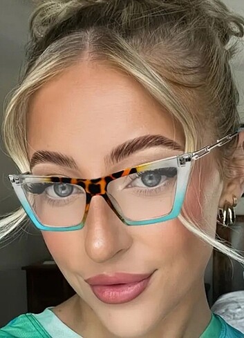 Ray Ban +1.5 YAKIN GÖZLÜK