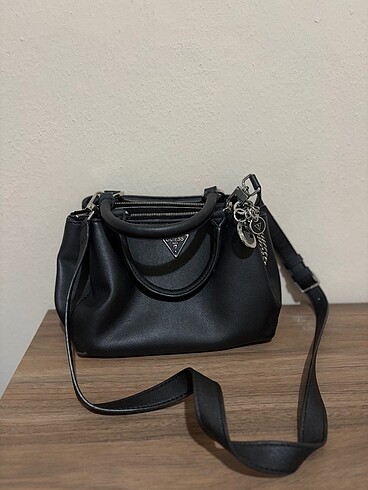Guess Guess Çanta