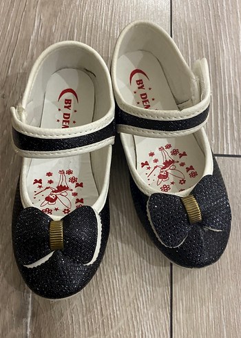 Kız Çocuk Beyaz Fiyonk Detaylı Babet - Görsel 2