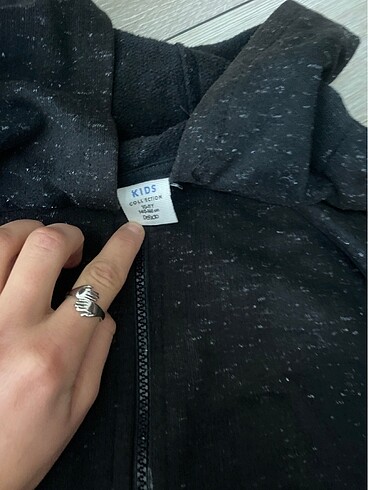 Kapüşonlu - Görsel 2