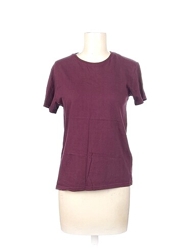 Koton T-shirt %70 İndirimli.