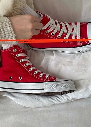 Kırmızı converse 