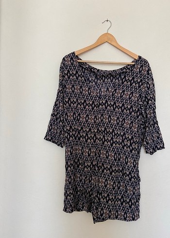 Bohem V Yaka Bağlamalı  şortlu elbise - Görsel 3