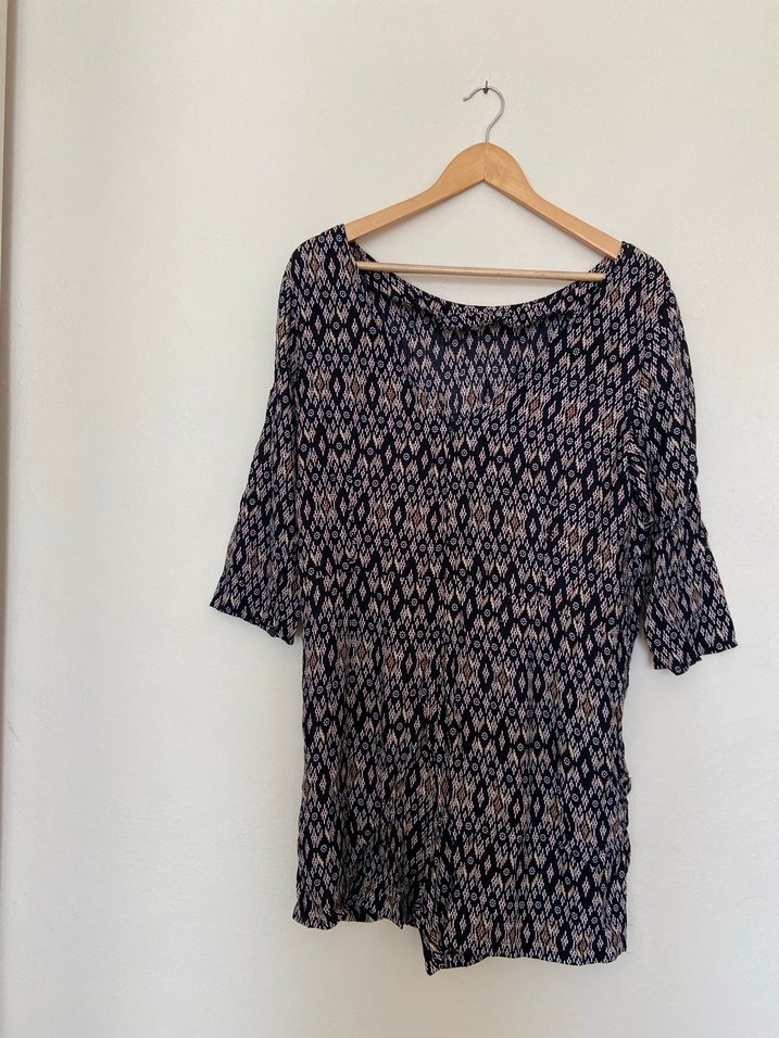 Bohem V Yaka Bağlamalı  şortlu elbise - Görsel 3