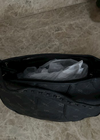 Klasik Siyah Deri Kadın Çanta - Görsel 4