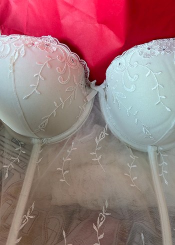 Dantel kom bustier çorap takım hiç kullanılmadı - Görsel 4