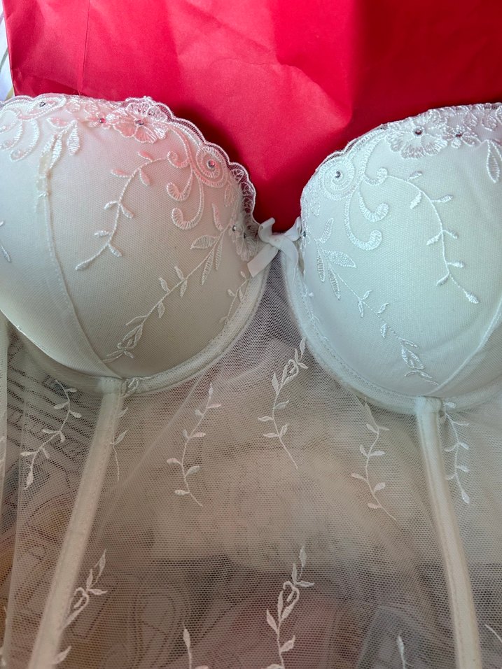 Dantel kom bustier çorap takım hiç kullanılmadı - Görsel 4