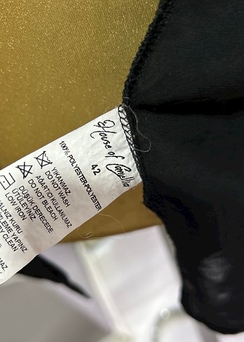 Uzun Kollu Siyah Fırfırlı Gotik Gömlek - Görsel 4