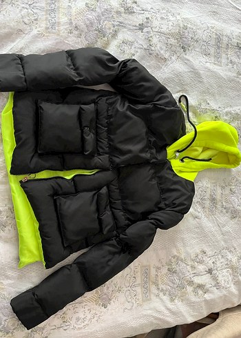 Siyah Kapüşonlu Puff Mont - Görsel 3