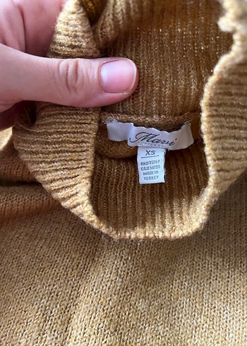 Sarı Örme Boğazlı Kadın crop Kazak - Görsel 2