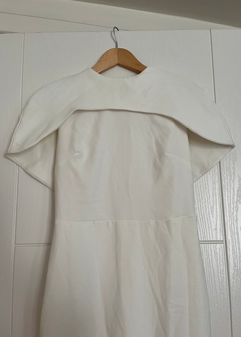 Kısa Kollu Straplez Midi Düğün Elbisesi - Görsel 3