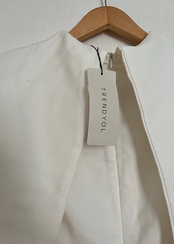 Kısa Kollu Straplez Midi Düğün Elbisesi - Görsel 5