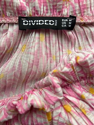m Beden pembe Renk H&M Pembe papatyalı crop omuz açık