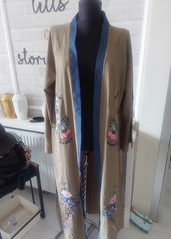 Nakışlı Uzun Kadın Kimono