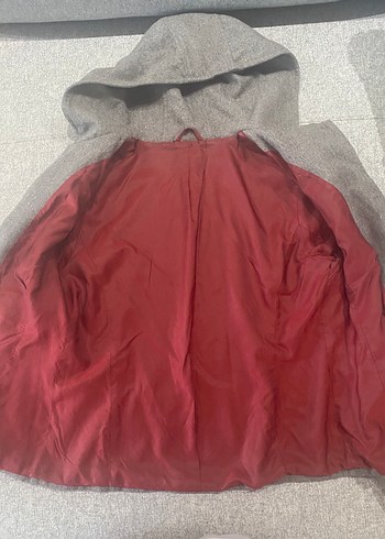 m Beden Gri Kapüşonlu Düğmeli Midi Kabanı