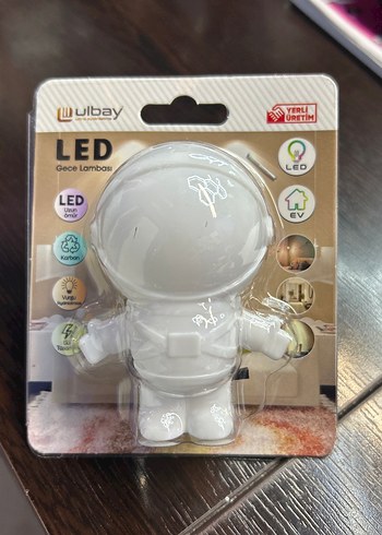 Wwlbay Beyaz Astronot LED Gece Lambası