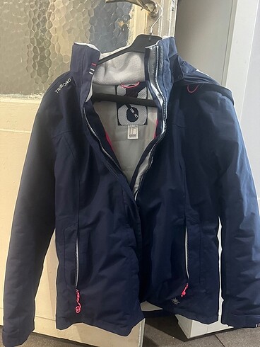 Decathlon yağmur ve rüZgar geçirmez mont