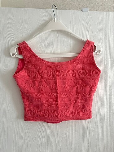Askılı crop top