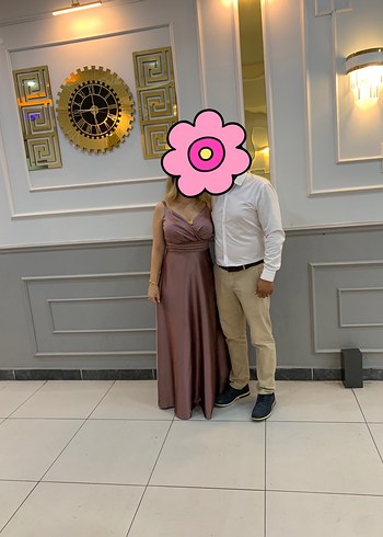 Abiye Gül kurusu saten abiye 2 kere giyildi hiçbir sorunu yok