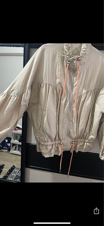 Pull and Bear Orj yağmurluk