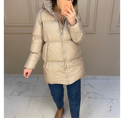 Şişme mont kapüşonlu