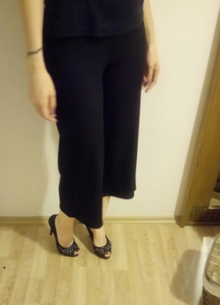 siyah likralı kısa pantolon 