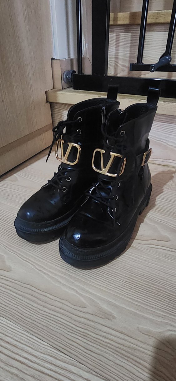 Kadın Siyah Deri Tokalı Botlar - Görsel 4