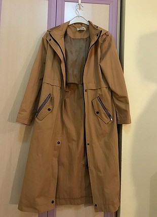 trenchcoat