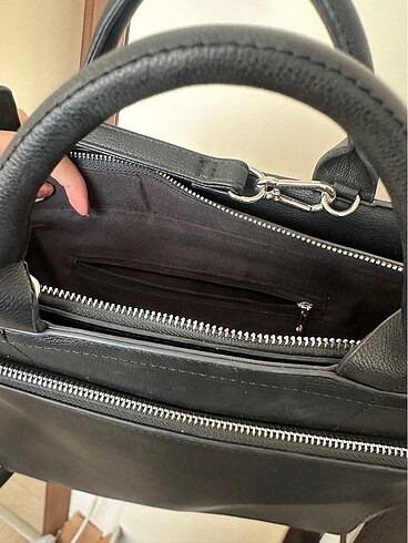 Beden Stradivarius siyah tote çanta