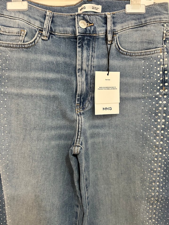 Mango taşlı jean pantolon — görsel 7/13