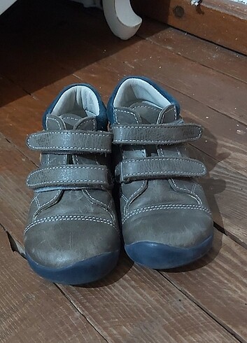 24 Beden Çocuk ayakkabısı 