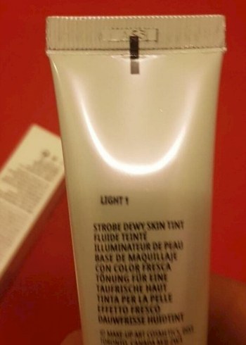 STROBE DEWY SKİNTİNT RENKLİ NEMLENDİRİCİ - Görsel 5