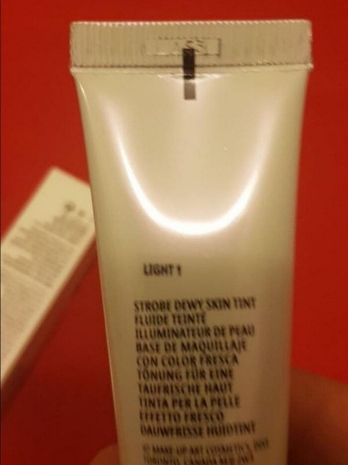 STROBE DEWY SKİNTİNT RENKLİ NEMLENDİRİCİ - Görsel 5