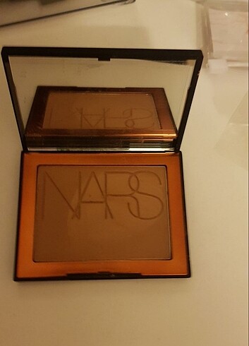  Beden NARS LAGUNA BRONZER (TAM BOY) 