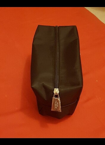  Beden Kiko Makyaj Çanrası???? Hiç kullanılmadı.