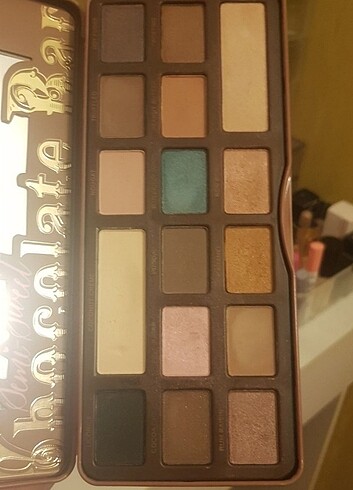 Too Faced Chocolate Bar Yüz ve Göz Paleti