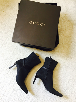 Gucci Gucci orjinal hic kullanilmamis bot... orjinal kilif ve kutusu i