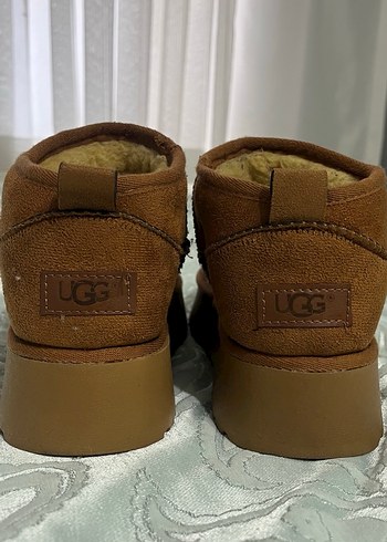 Kahverengi Süet Dolgu Topuklu Kadın Bot - Görsel 3