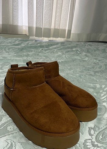 Ugg 38