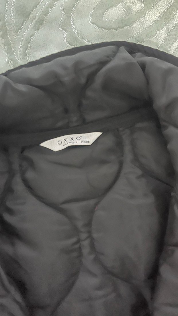 Siyah Fermuarlı Yüksek Yakalı Kadın Ceket - Görsel 4