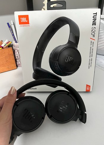 JBL Tune 520 Kablosuz Siyah Kulaklık