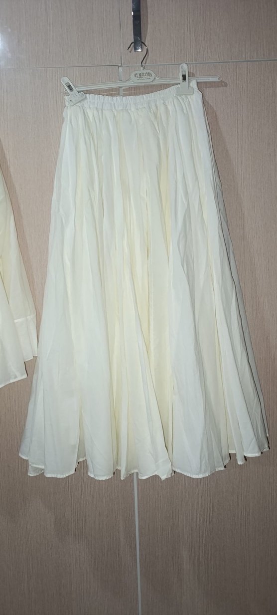 Beyaz Pamuklu Pileli Uzun Etek - Görsel 3