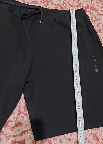 Siyah Rahat Kesim Erkek Şort - Görsel 3