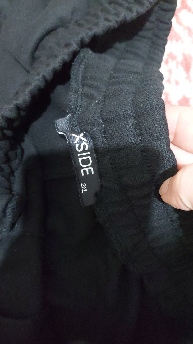 Siyah Rahat Kesim Erkek Şort - Görsel 5