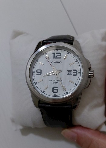 Casio Klasik Gri Beyaz Erkek Kol Saati