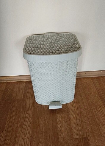 Rattan cop kovasi