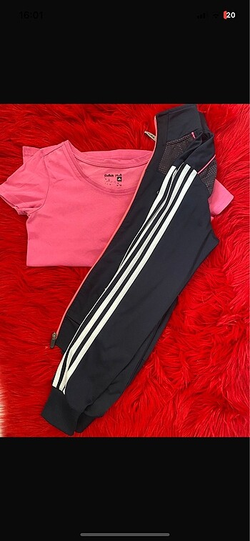 Adidas eşofman üst kısa kollu