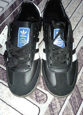 Adidas Spor ayakkabi