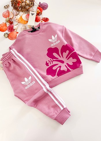 Adidas PEMBE ÇİÇEK DESENLİ KIZ ÇOCUK TAKIM