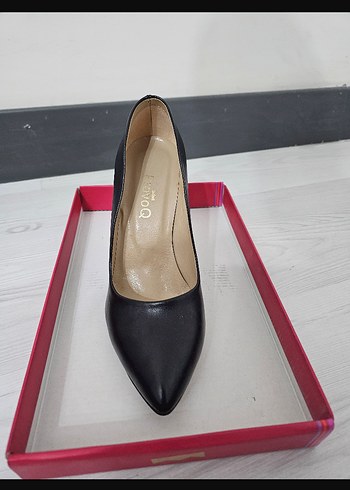 Diğer Kadın Siyah Topuklu Stiletto Ayakkabı